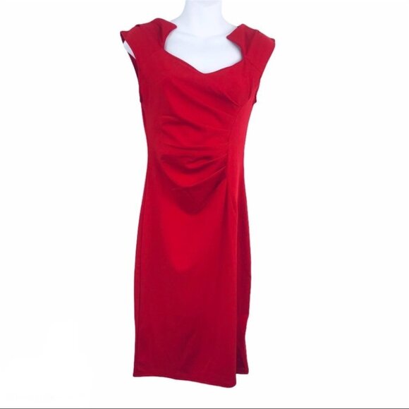 Elegant Red Midi Dress - Picture 3 of 12